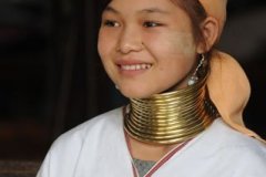 padaung010.jpg