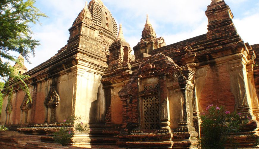 Myanmar, the Golden Land. Be enchanted.