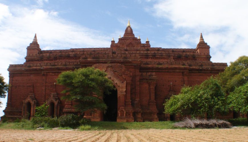 Myanmar. Be enchanted.